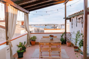 Private Ortigia Terrace & Beach house, Sirakusa